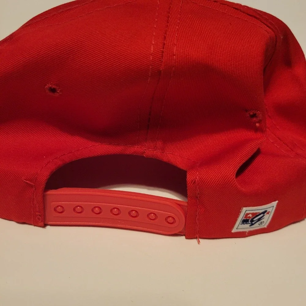 NWT Vintage University‎ Of Louisville Cardinals Snapback Hat Cap The Game